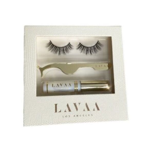 ⭐️HOST PICK⭐️ Lavaa Beauty Lash Kit - Picture 1 of 4